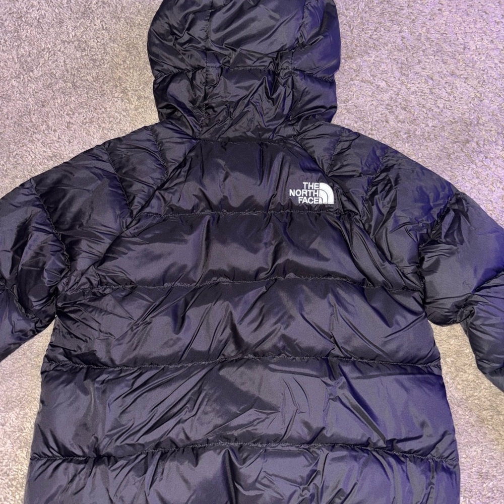 The North Face Women's Puffer Jacket - Picture 6 of 14